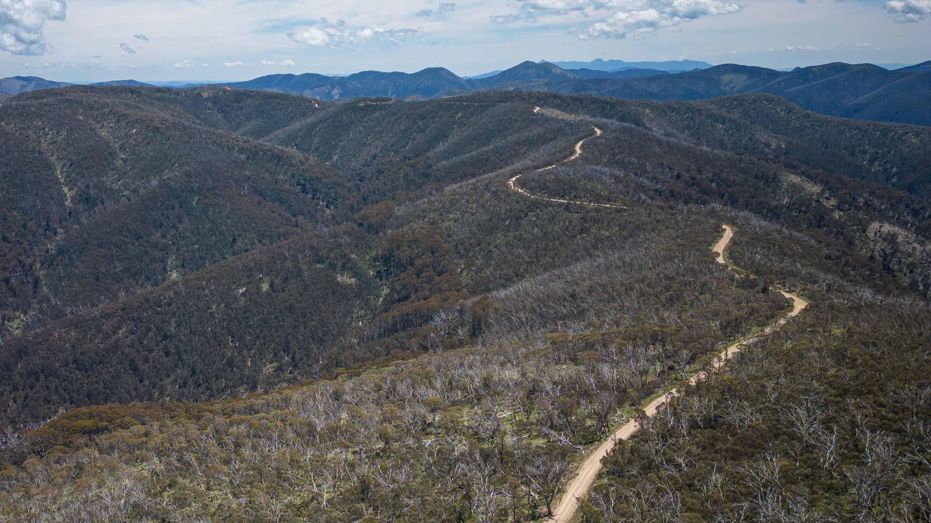 Epic Victorian High Country 4WD Tracks Open In Winter
