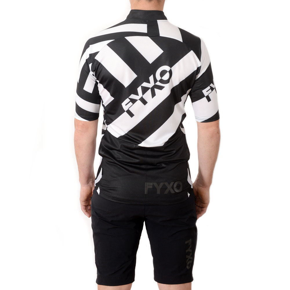 Distract Jersey - MTB / Gravel - FYXO