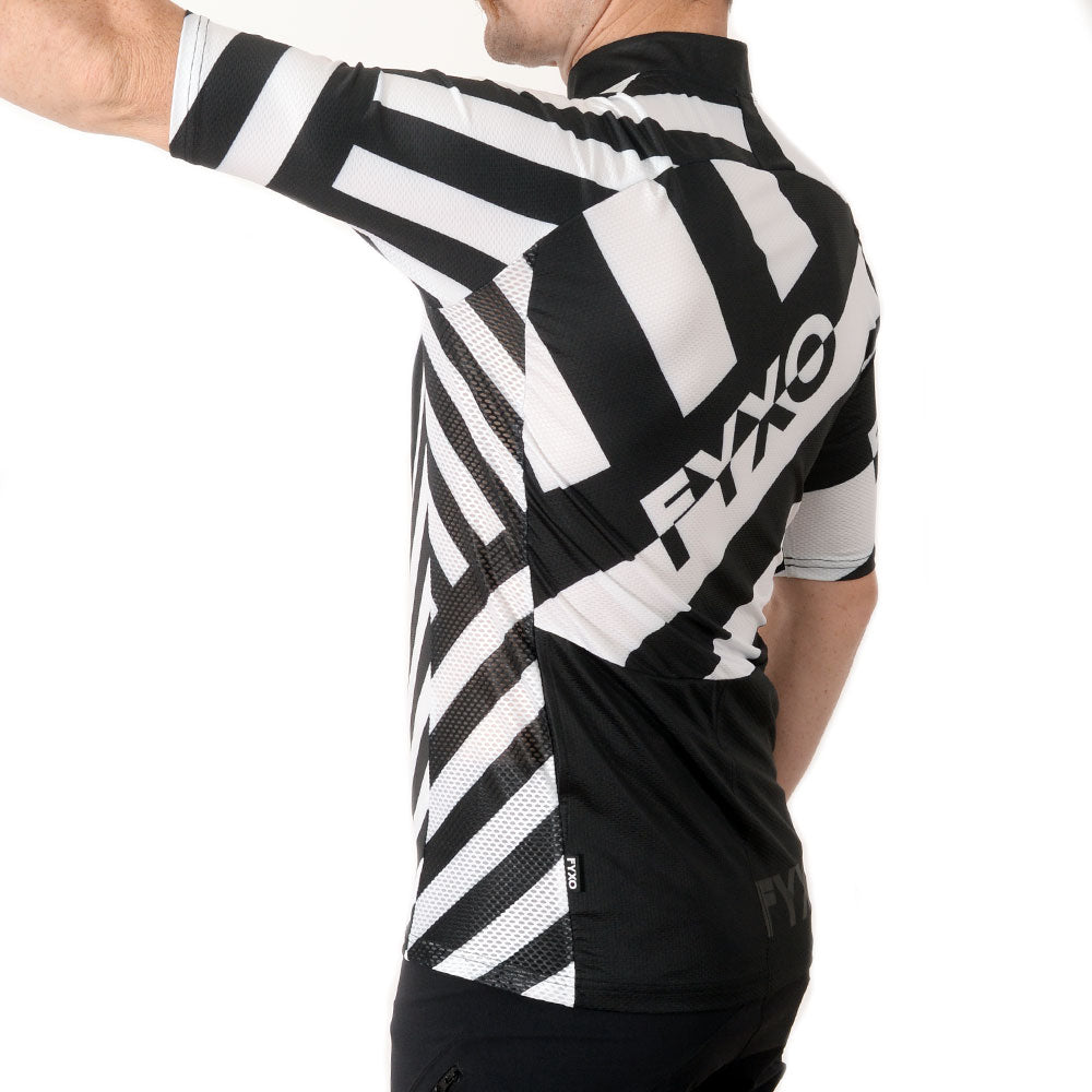 Distract Jersey - MTB / Gravel - FYXO