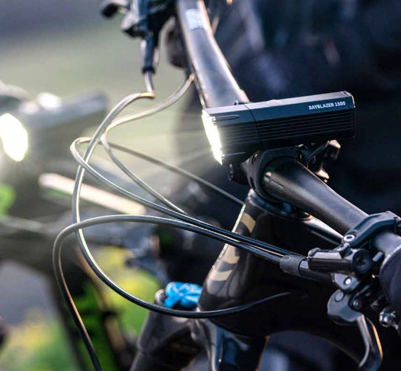 Dayblazer 1000 Front Bike Light - Blackburn