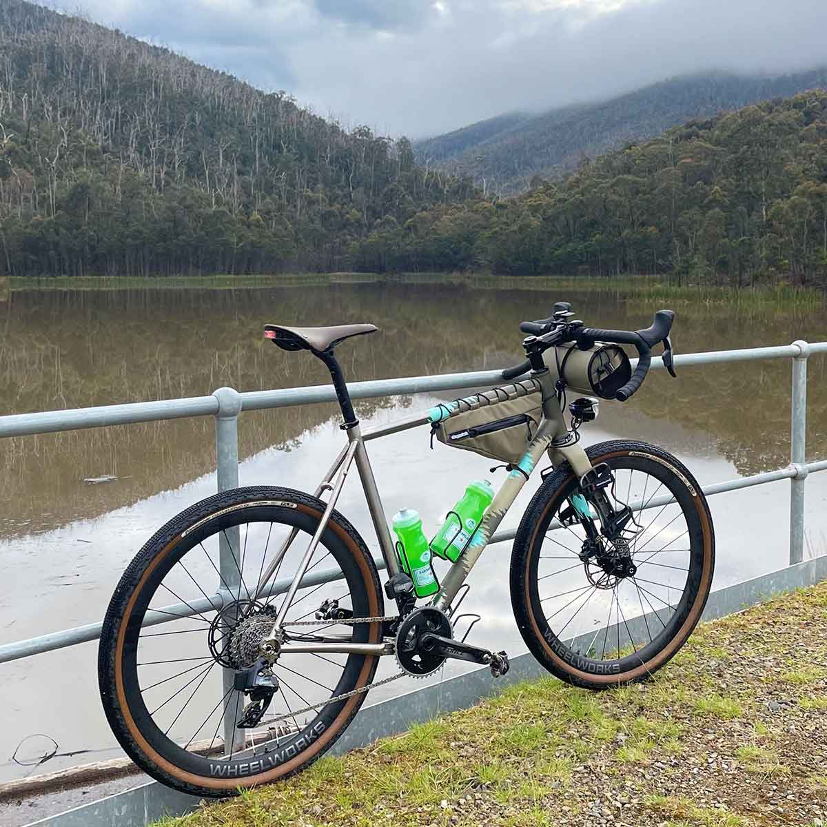 Blackburn Alloy Bottle / Bidon Cage