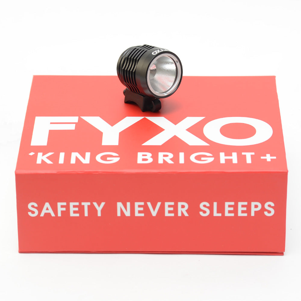 FYXO 'KING BRIGHT+ Battery Charger - FYXO